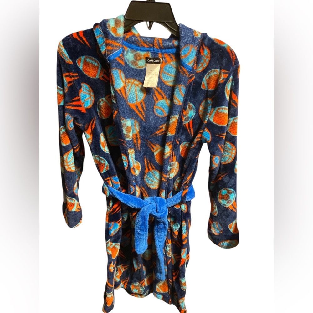Cuddl Duds Kids Robe with Blue and Orange sports 🏀 ⚽️🏈Design